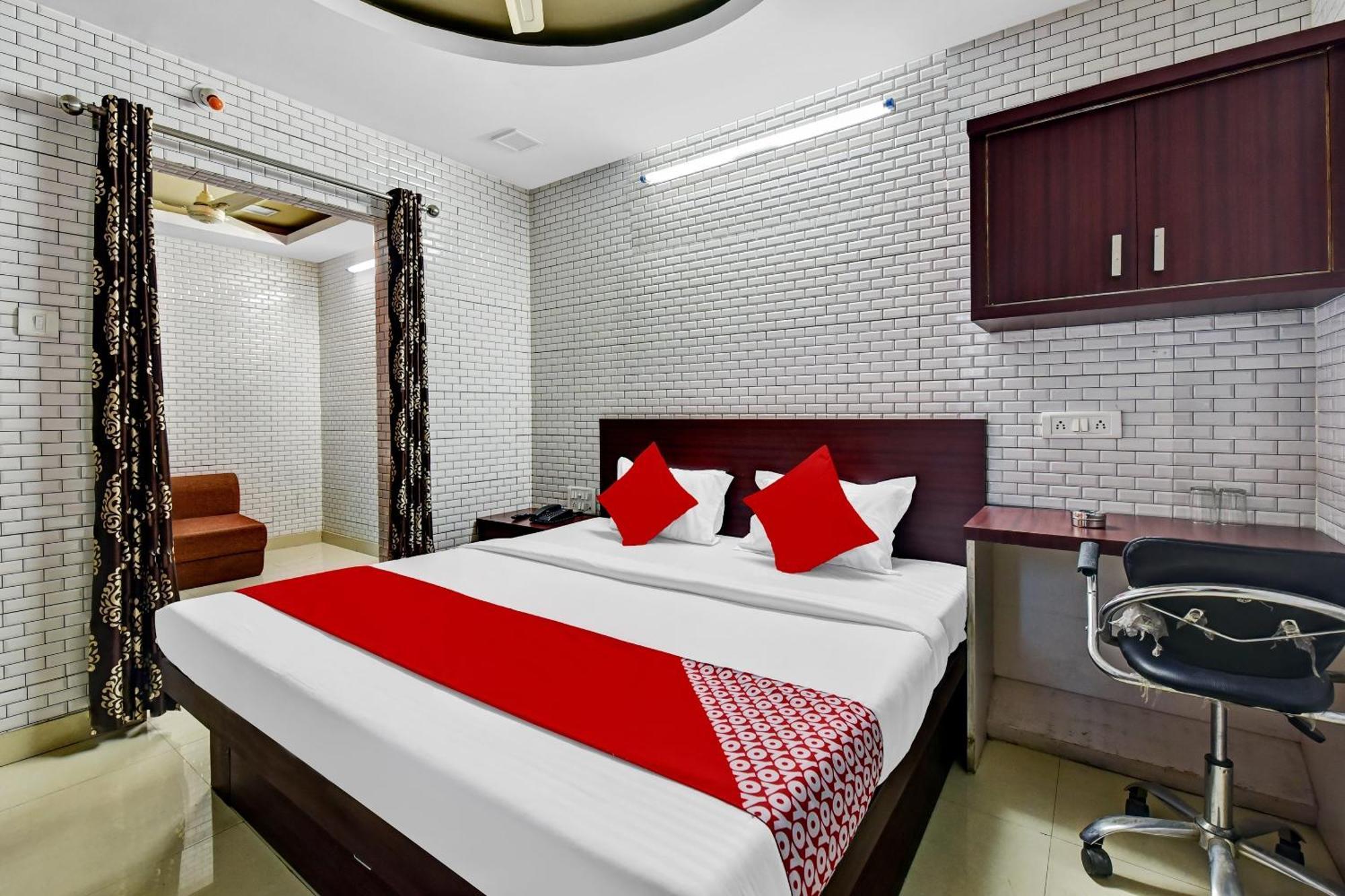 Hotel O Eleven Hotel & Banquet Kota  Exterior photo