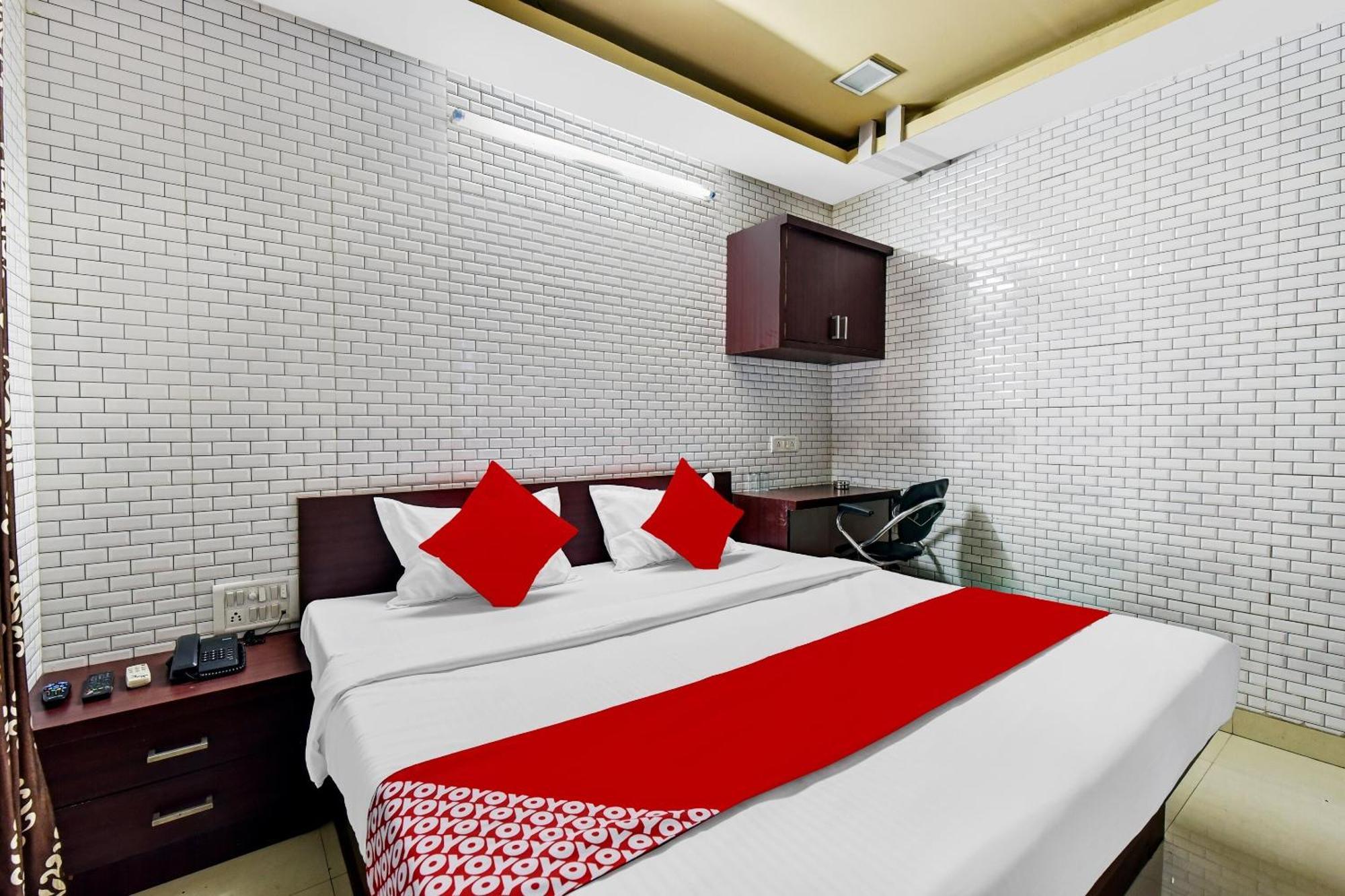 Hotel O Eleven Hotel & Banquet Kota  Exterior photo
